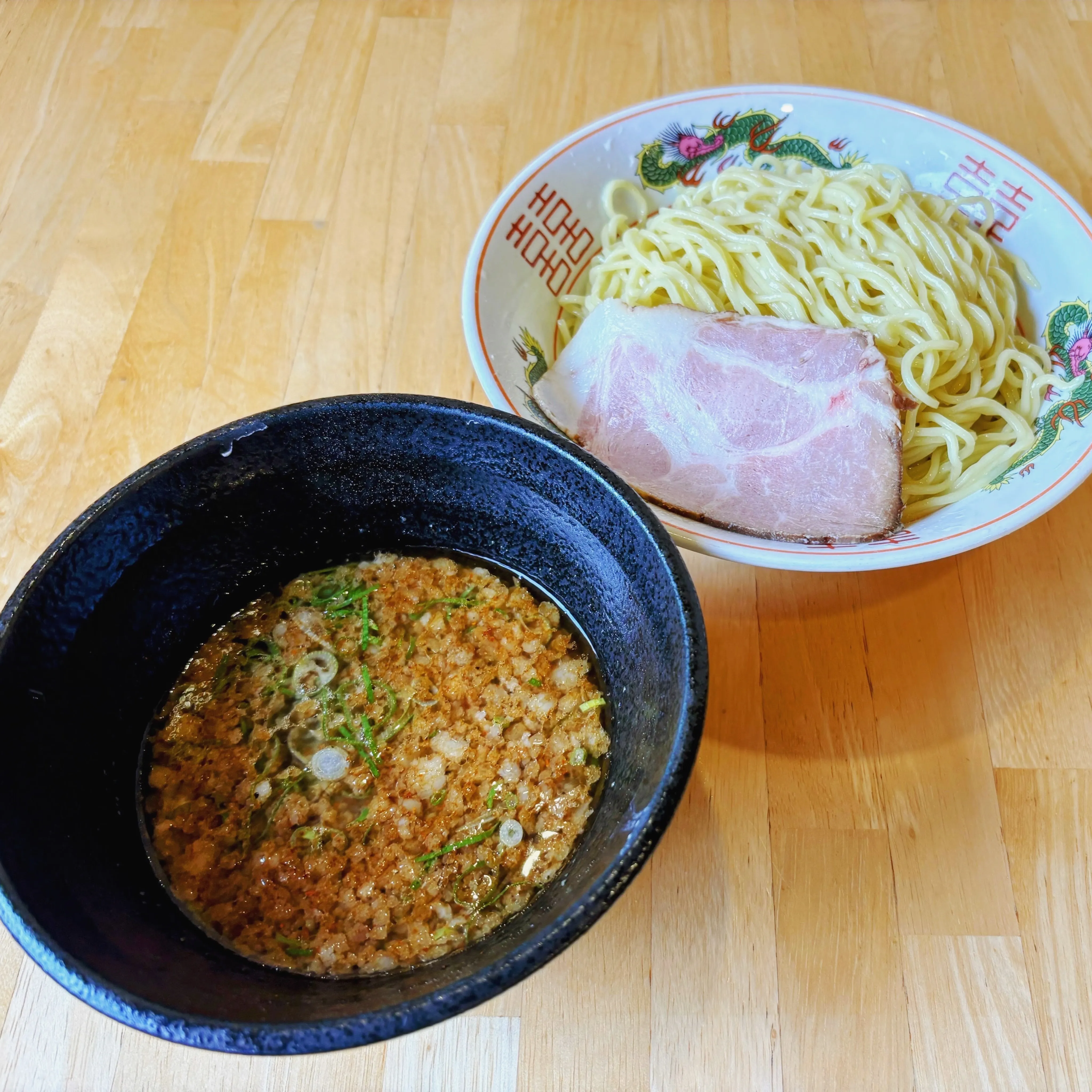 【つけ中華】夏季限定 ¥950 並〜特盛まで無料