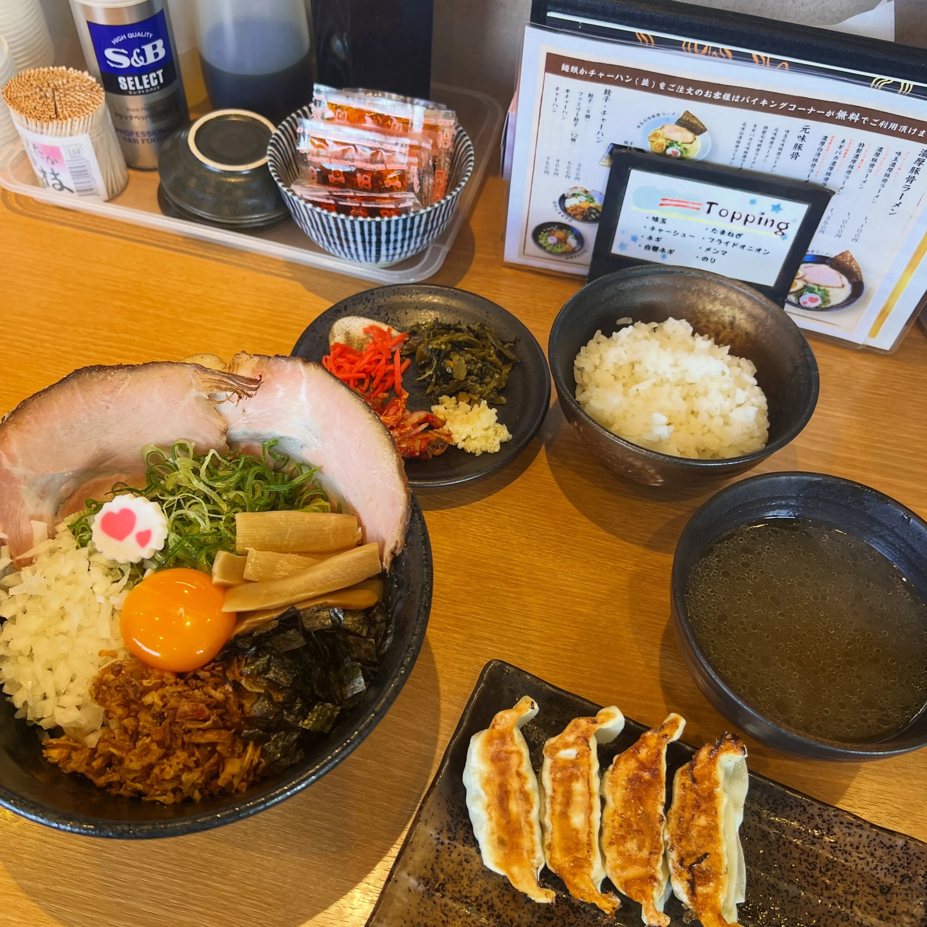 【つけ中華】夏季限定　¥950 並〜特盛まで無料
