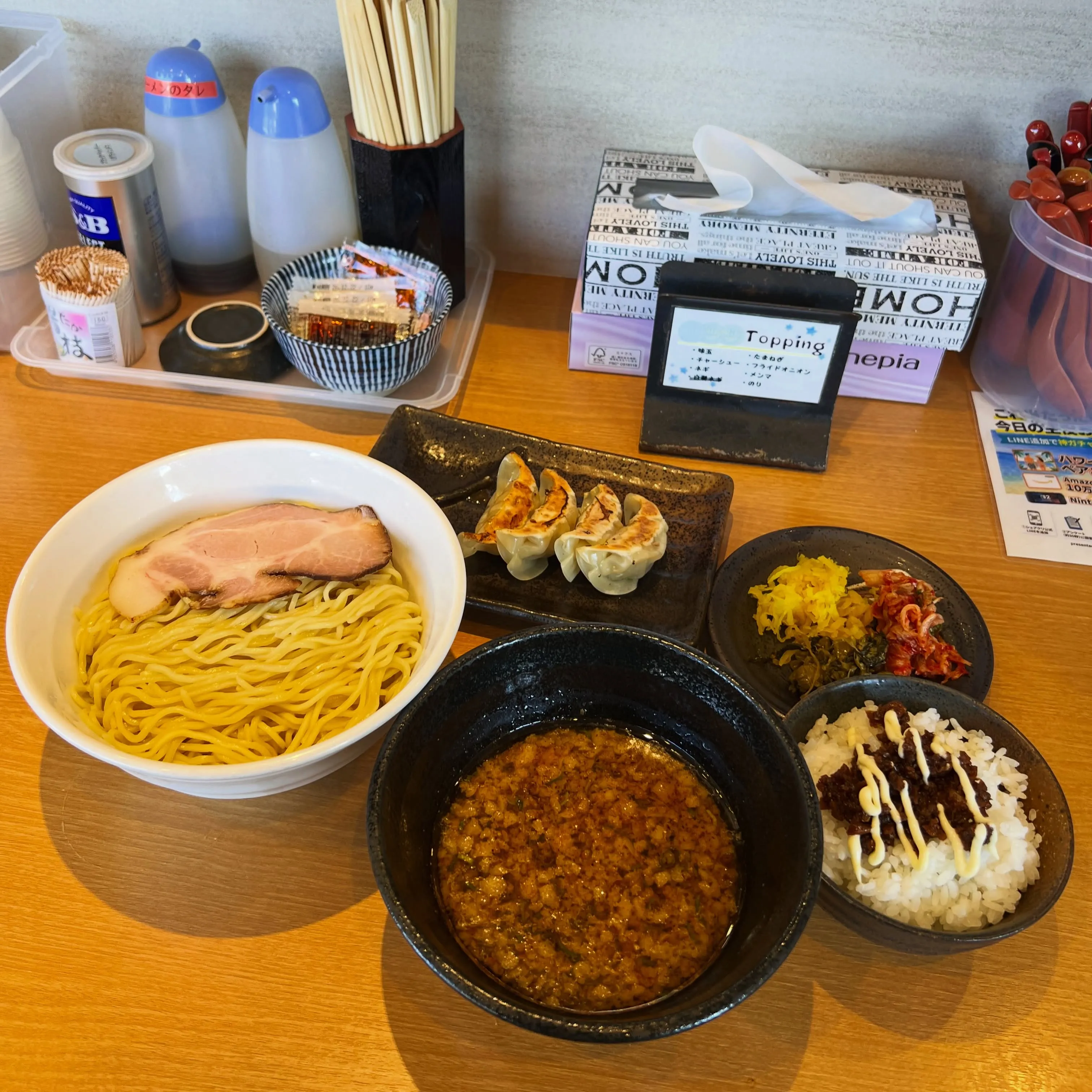 【つけ中華】夏季限定 ¥950 並〜特盛まで無料