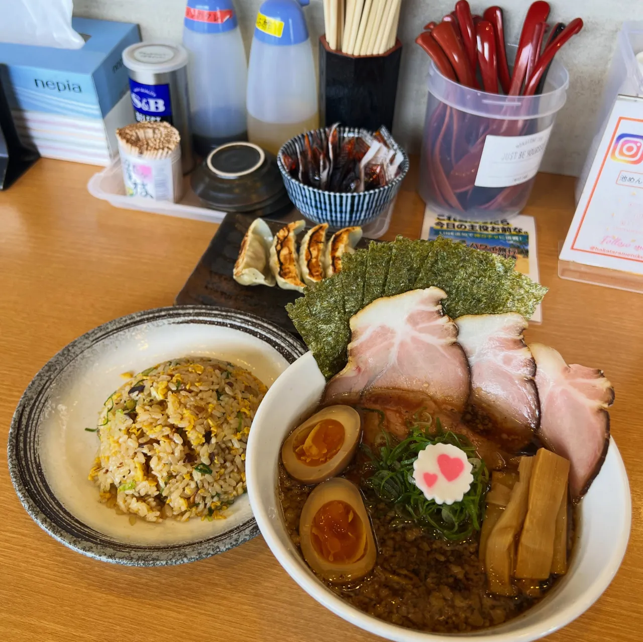 限定【ニンニクチャーハン】